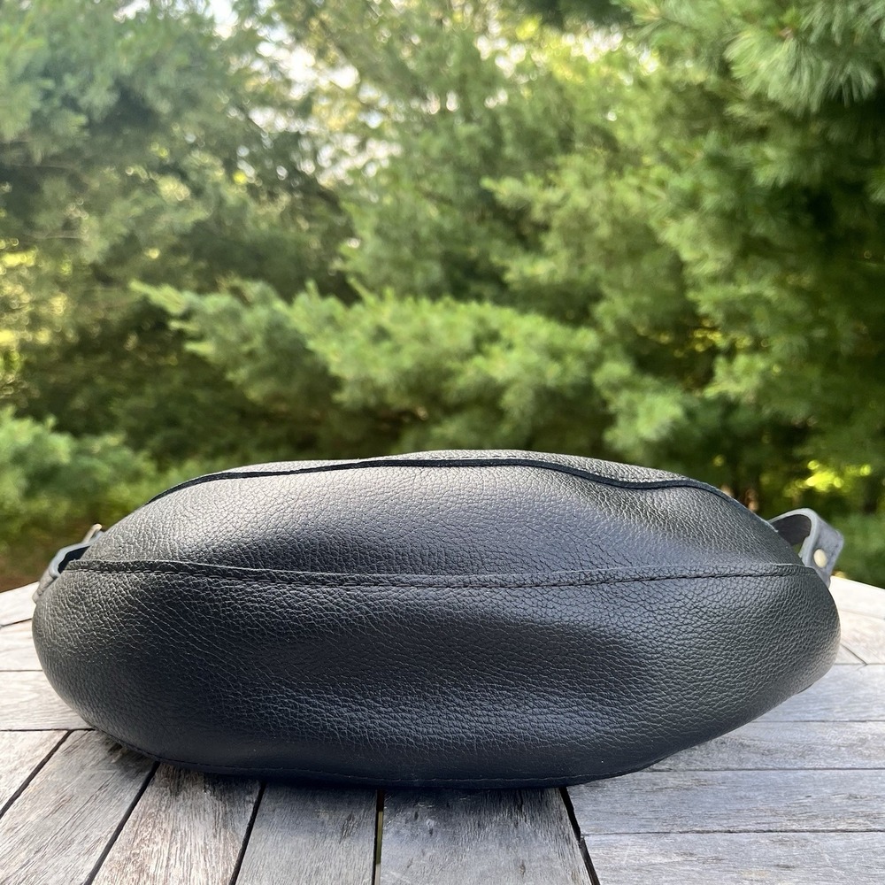 Portland Leather Goods Large Koala Sling Bag Crossbody Purse Black Pebbled - Picture 5 of 11